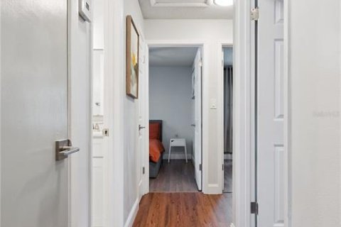 Villa ou maison à louer à Orlando, Floride: 4 chambres, 153.2 m2 № 2408052 - photo 16