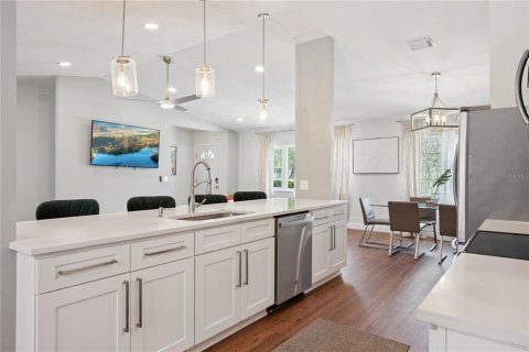 Villa ou maison à louer à Orlando, Floride: 4 chambres, 153.2 m2 № 2408052 - photo 7