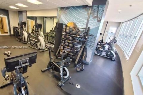 Condo in Miami, Florida № 2028001 - photo 16