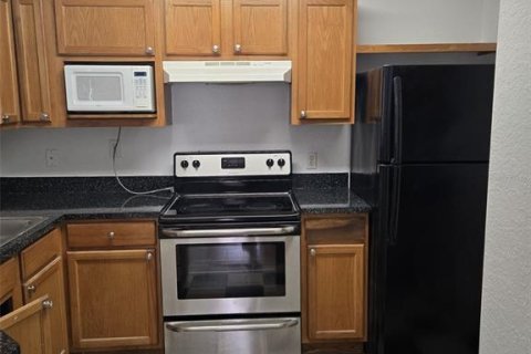Condominio en alquiler en Orlando, Florida, 2 dormitorios, 98.66 m2 № 1894465 - foto 4