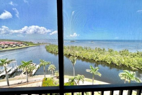 Снять в аренду кондоминиум в Пунта-Горда, Флорида 3 спальни, 175.86м2, № 1774817 - фото 12