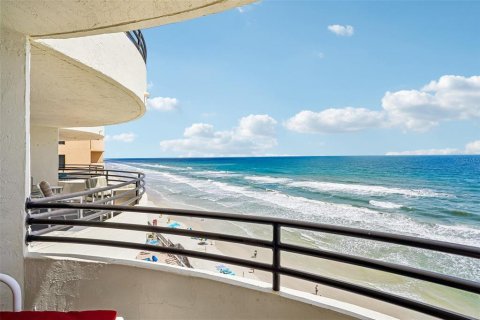 Condominio en venta en Daytona Beach, Florida, 2 dormitorios, 89.93 m2 № 2120986 - foto 2