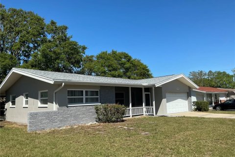 Casa en venta en Seminole, Florida, 3 dormitorios, 146.41 m2 № 1578806 - foto 2