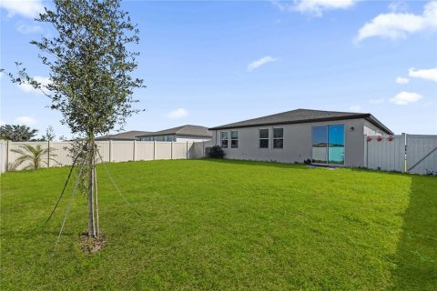 Villa ou maison à louer à Auburndale, Floride: 3 chambres, 138.52 m2 № 2420345 - photo 27