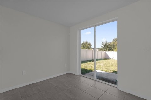 Villa ou maison à louer à Auburndale, Floride: 3 chambres, 138.52 m2 № 2420345 - photo 23