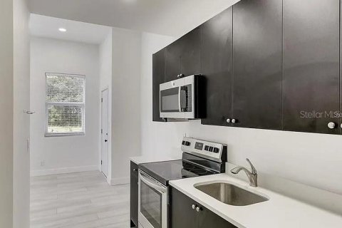 Commercial property in Sarasota, Florida 3 bedrooms, 131.83 sq.m. № 2135503 - photo 14