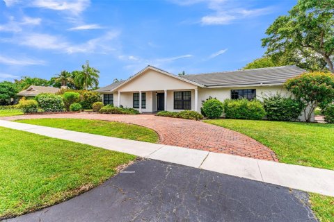 Casa en venta en Plantation, Florida, 5 dormitorios, 281.12 m2 № 2078031 - foto 4