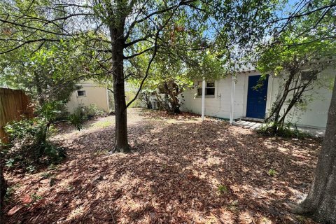 House in Tampa, Florida 3 bedrooms, 122.45 sq.m. № 2204143 - photo 16