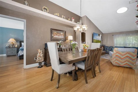 Casa en venta en Ormond Beach, Florida, 5 dormitorios, 260.22 m2 № 2151856 - foto 28