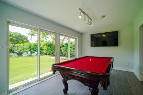 House in Miami, Florida 4 bedrooms, 144.56 sq.m. № 1779118 - photo 7