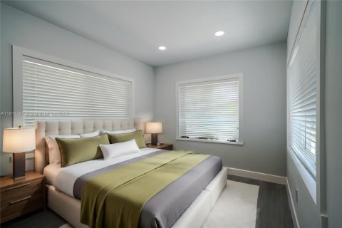 House in Miami, Florida 4 bedrooms, 144.56 sq.m. № 1779118 - photo 25