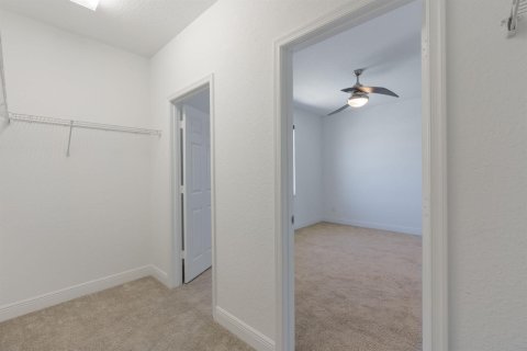 Купить таунхаус в Порт-Сент-Луси, Флорида 3 комнаты, 125.79м2, № 2083325 - фото 23