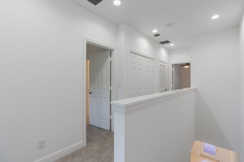 Купить таунхаус в Порт-Сент-Луси, Флорида 3 комнаты, 125.79м2, № 2083325 - фото 14