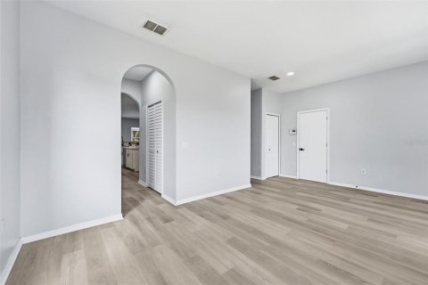 Villa ou maison à vendre à Ocala, Floride: 5 chambres, 253.07 m2 № 2239322 - photo 7