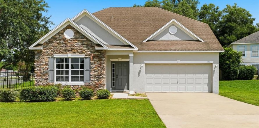 Villa ou maison à Ocala, Floride 5 chambres, 253.07 m2 № 2239322