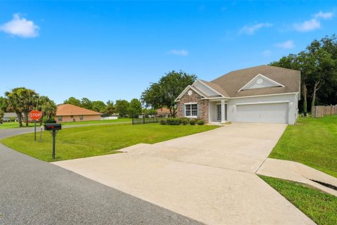 Villa ou maison à vendre à Ocala, Floride: 5 chambres, 253.07 m2 № 2239322 - photo 2