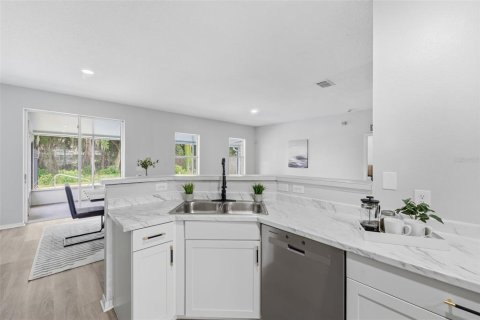 Villa ou maison à vendre à Ocala, Floride: 5 chambres, 253.07 m2 № 2239322 - photo 10