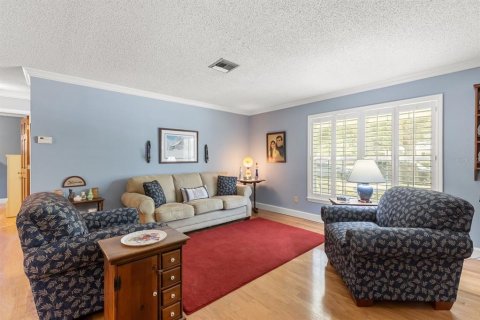 House in Orlando, Florida 4 bedrooms, 225.2 sq.m. № 2138240 - photo 6