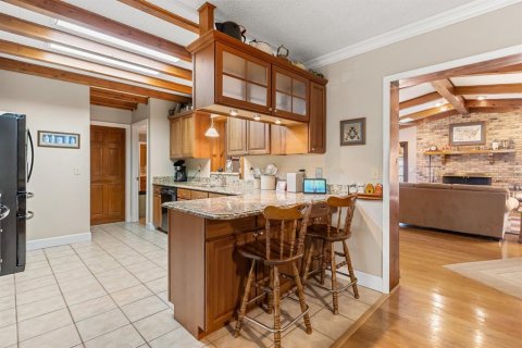 House in Orlando, Florida 4 bedrooms, 225.2 sq.m. № 2138240 - photo 8