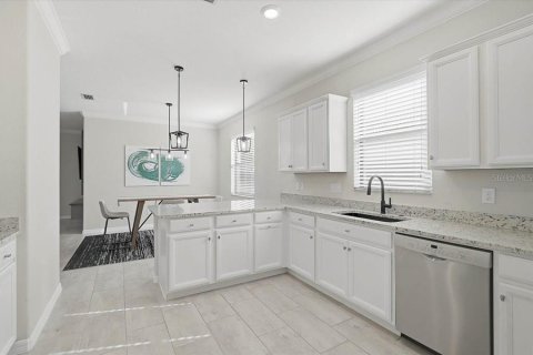 Casa en venta en Bradenton, Florida, 3 dormitorios, 154.12 m2 № 2387368 - foto 12