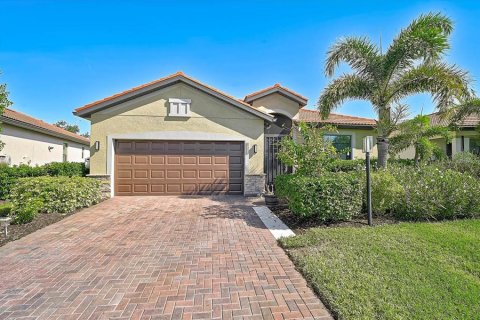 Casa en venta en Bradenton, Florida, 3 dormitorios, 154.12 m2 № 2387368 - foto 2