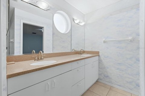 Villa ou maison à vendre à Bradenton, Floride: 3 chambres, 174.84 m2 № 2202296 - photo 16