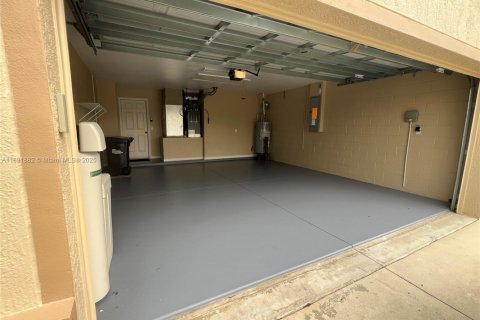 Casa en alquiler en Ocala, Florida, 3 dormitorios № 1944990 - foto 3