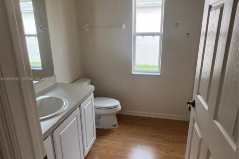 Casa en alquiler en Ocala, Florida, 3 dormitorios № 1944990 - foto 13