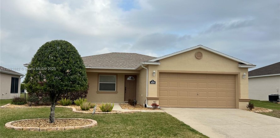 Casa en Ocala, Florida 3 dormitorios № 1944990