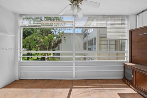 Copropriété à vendre à Lauderdale Lakes, Floride: 1 chambre, 65.5 m2 № 2186218 - photo 22
