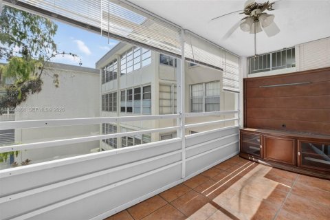 Copropriété à vendre à Lauderdale Lakes, Floride: 1 chambre, 65.5 m2 № 2186218 - photo 19