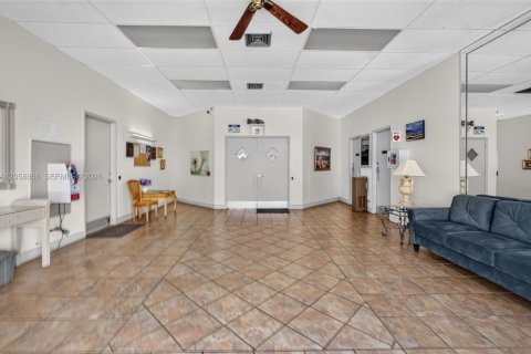 Copropriété à vendre à Lauderdale Lakes, Floride: 1 chambre, 65.5 m2 № 2186218 - photo 30