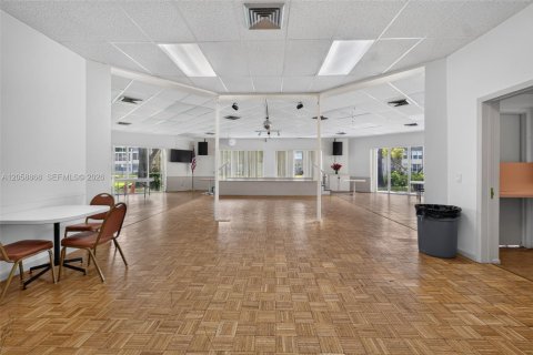Copropriété à vendre à Lauderdale Lakes, Floride: 1 chambre, 65.5 m2 № 2186218 - photo 25