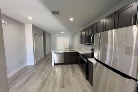 Apartamento en alquiler en Ocala, Florida, 3 dormitorios, 107.95 m2 № 2108631 - foto 3