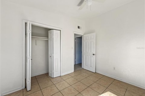 Villa ou maison à louer à Orlando, Floride: 3 chambres, 111.58 m2 № 2430687 - photo 19