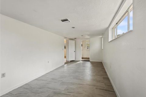 Villa ou maison à louer à Orlando, Floride: 3 chambres, 111.58 m2 № 2430687 - photo 25