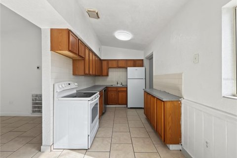 Villa ou maison à louer à Orlando, Floride: 3 chambres, 111.58 m2 № 2430687 - photo 8