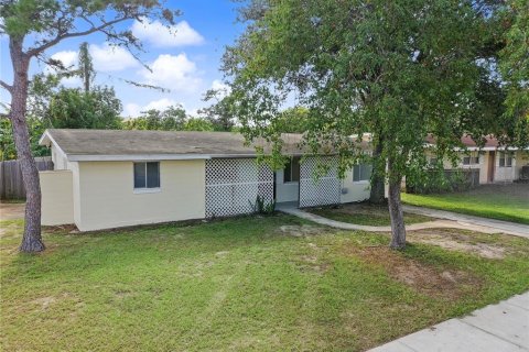 Villa ou maison à Orlando, Floride 3 chambres, 111.58 m2 № 2430687
