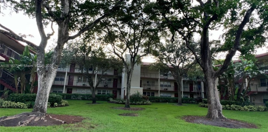 Apartamento en Pembroke Pines, Florida 1 dormitorio, 63.64 m2 № 1936740