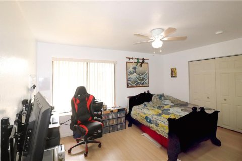 Condo in Gainesville, Florida, 1 bedroom  № 1674052 - photo 27