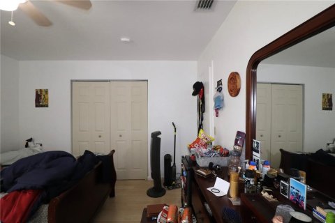 Condo in Gainesville, Florida, 1 bedroom  № 1674052 - photo 26