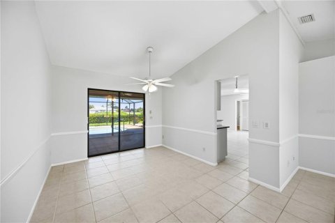 Villa ou maison à vendre à Punta Gorda, Floride: 3 chambres, 150.69 m2 № 2290517 - photo 5