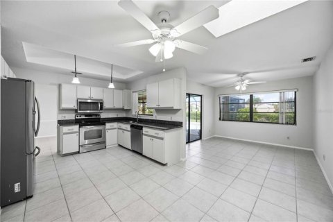 Villa ou maison à vendre à Punta Gorda, Floride: 3 chambres, 150.69 m2 № 2290517 - photo 9