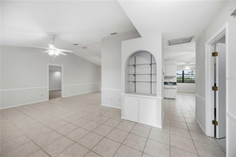 Villa ou maison à vendre à Punta Gorda, Floride: 3 chambres, 150.69 m2 № 2290517 - photo 2