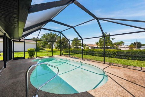 Villa ou maison à vendre à Punta Gorda, Floride: 3 chambres, 150.69 m2 № 2290517 - photo 28