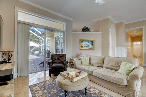 House in Palm Beach Gardens, Florida 4 bedrooms, 230.96 sq.m. № 2180273 - photo 8