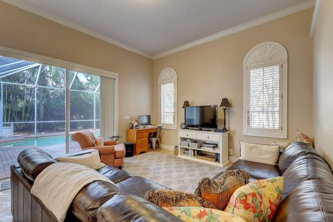 House in Palm Beach Gardens, Florida 4 bedrooms, 230.96 sq.m. № 2180273 - photo 18