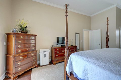 House in Palm Beach Gardens, Florida 4 bedrooms, 230.96 sq.m. № 2180273 - photo 25