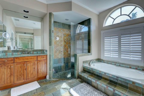 House in Palm Beach Gardens, Florida 4 bedrooms, 230.96 sq.m. № 2180273 - photo 28