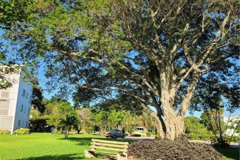 Condo in Deerfield Beach, Florida, 1 bedroom  № 1716073 - photo 23